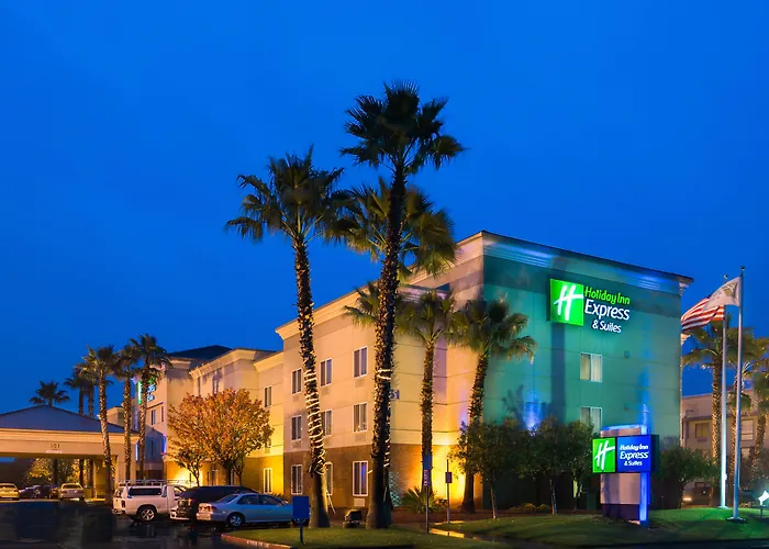 Holiday Inn Express Hotel & Suites Vacaville By Ihg