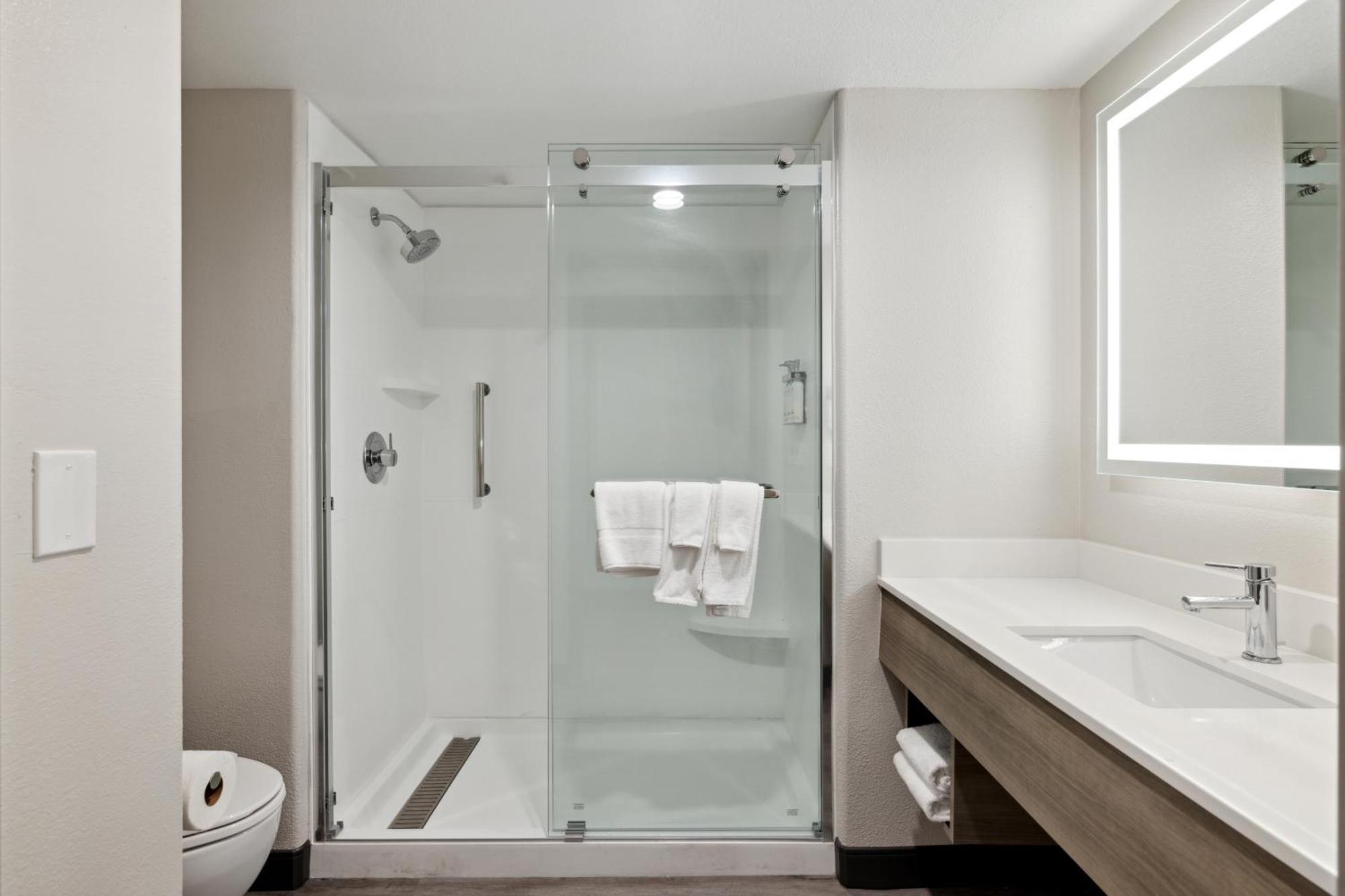 Express & By Ihg 2* Vacaville