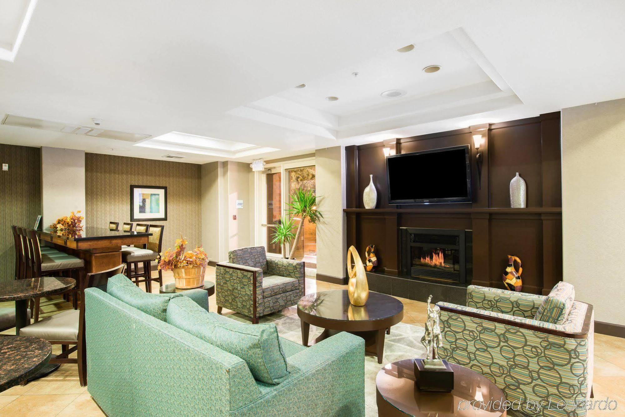 Hotel Express & By Ihg Vacaville